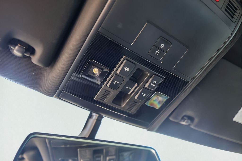 2020 Volkswagen Tiguan 2.0T SE R-Line Black