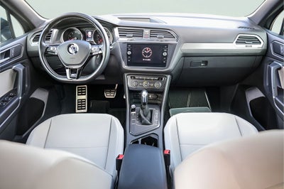 2020 Volkswagen Tiguan 2.0T SE R-Line Black
