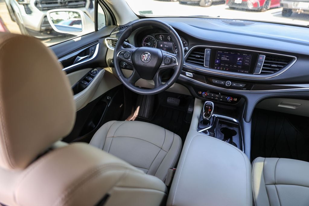 2020 Buick Enclave Essence