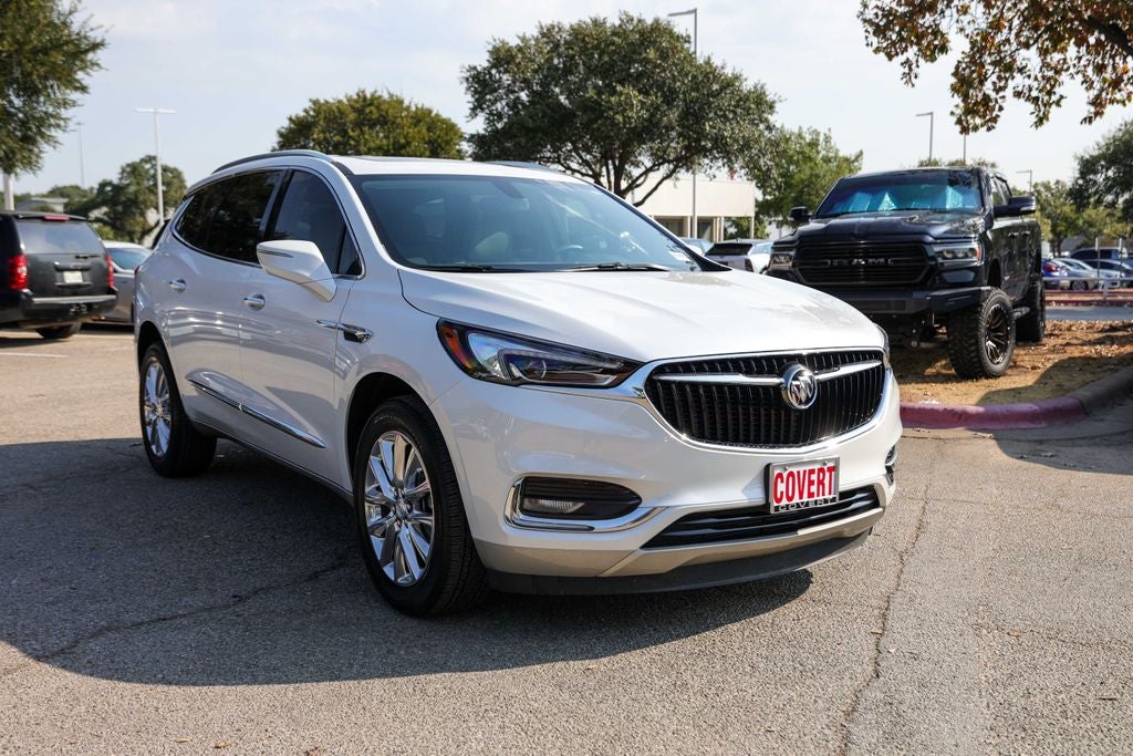 2020 Buick Enclave Essence