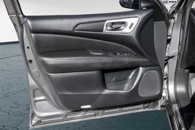 2019 Nissan Pathfinder SL