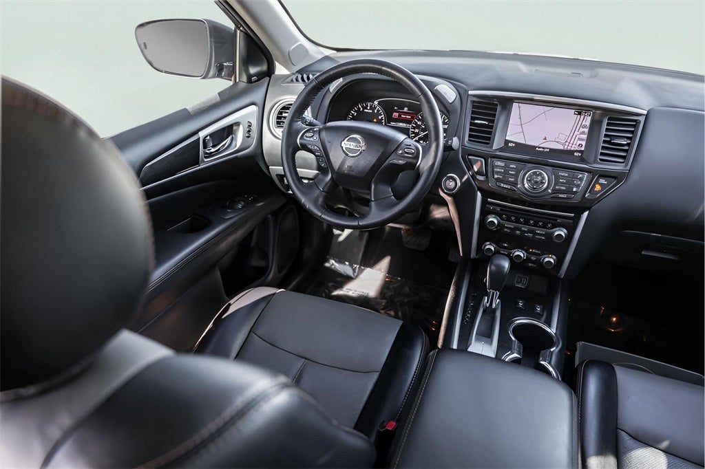 2019 Nissan Pathfinder SL