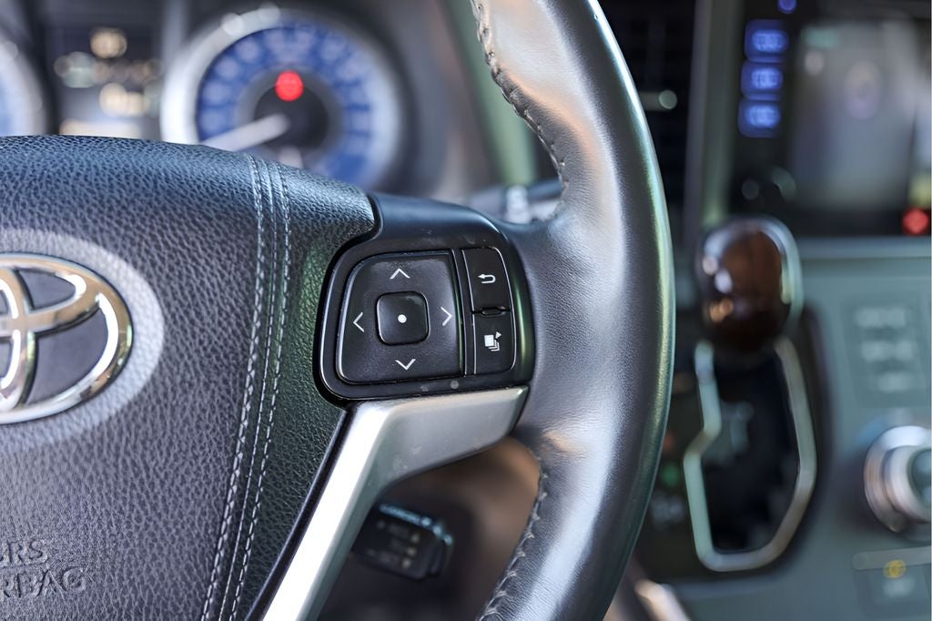 2017 Toyota Sienna Limited Premium 7 Passenger