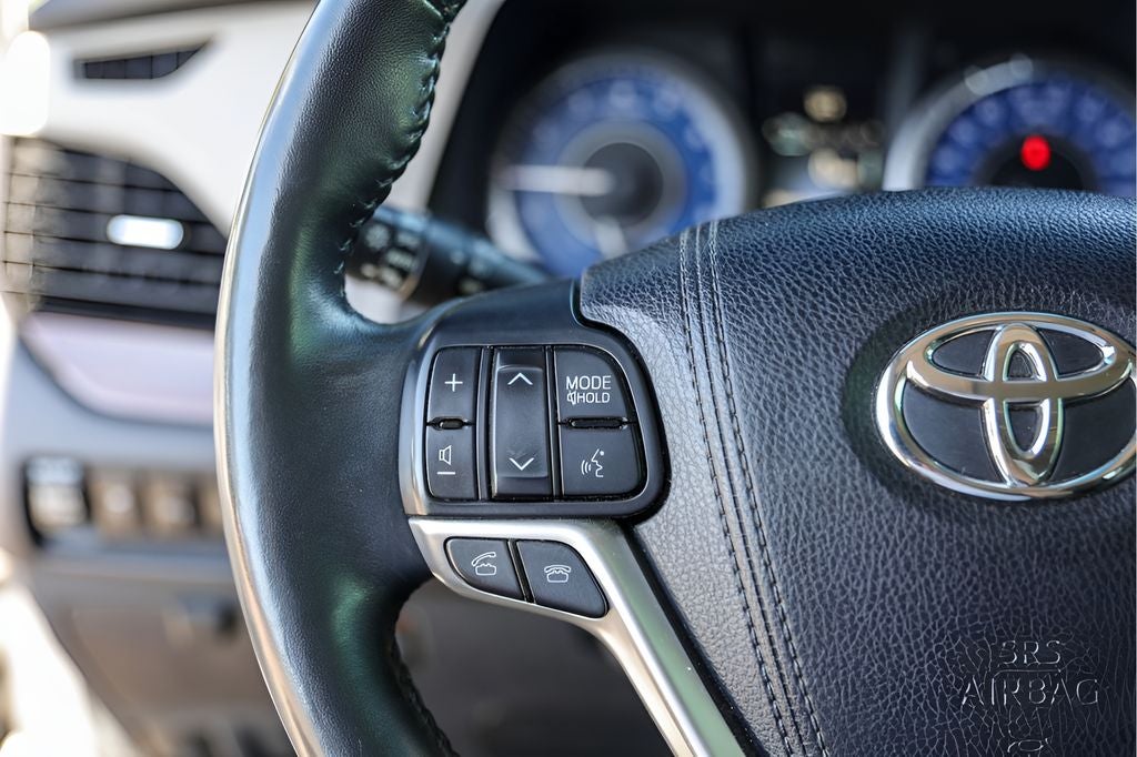 2017 Toyota Sienna Limited Premium 7 Passenger