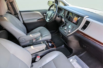 2017 Toyota Sienna Limited Premium 7 Passenger