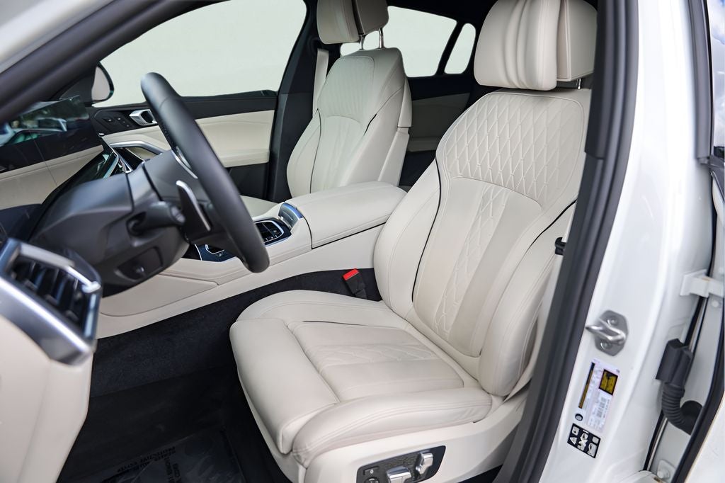 2026 BMW X6 xDrive40i