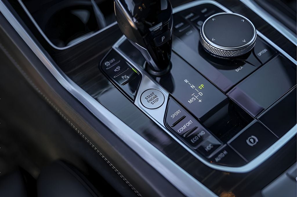 2023 BMW X6 xDrive40i