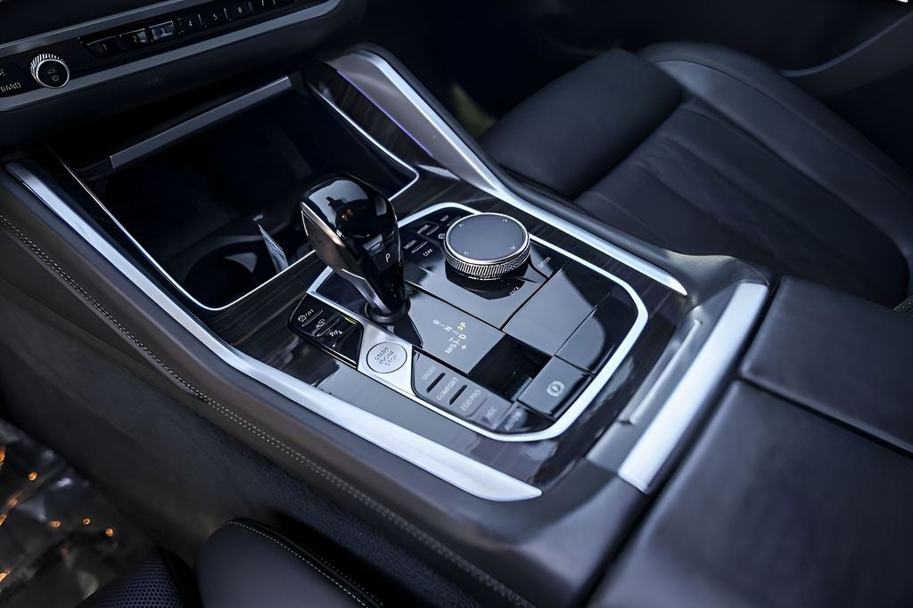 2023 BMW X6 xDrive40i