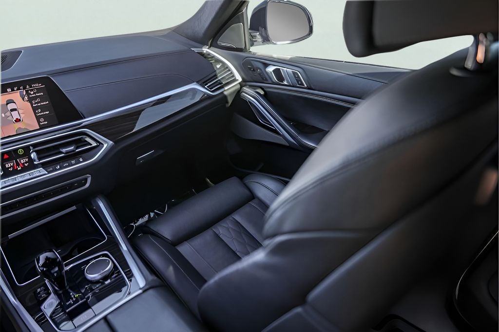 2023 BMW X6 xDrive40i