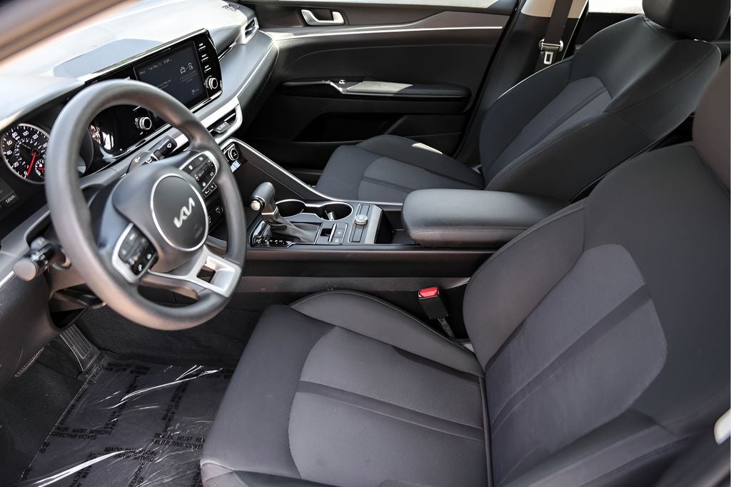 2023 Kia K5 LXS