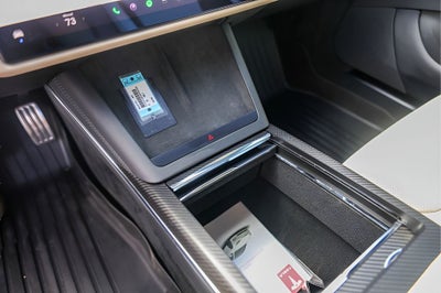 2025 Tesla Model S Plaid