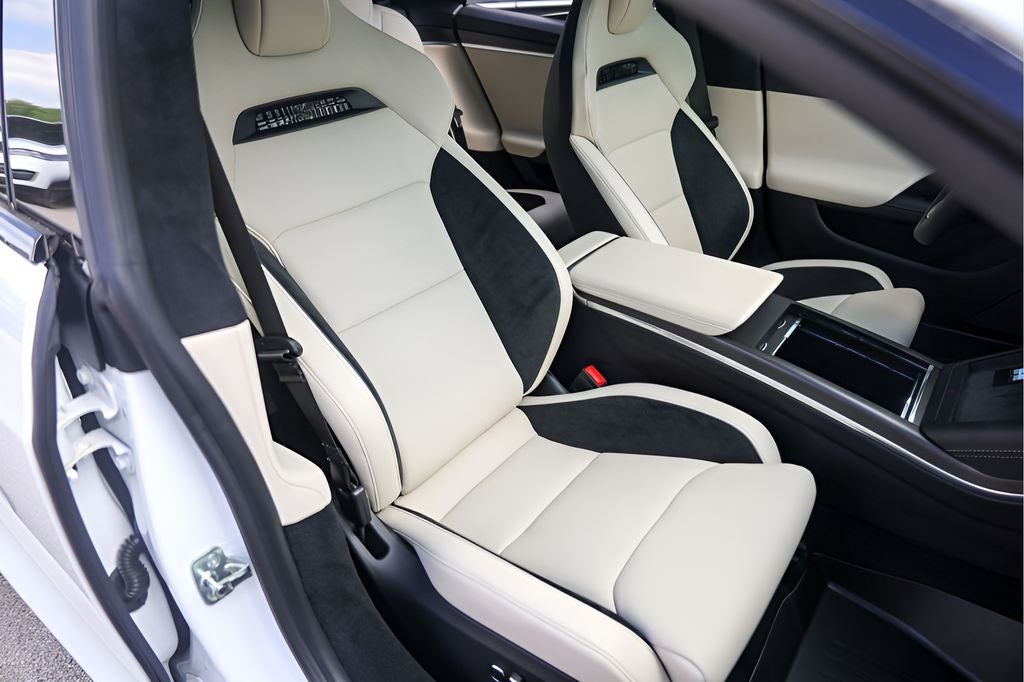 2025 Tesla Model S Plaid