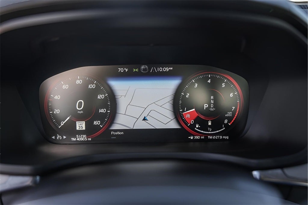 2022 Volvo S60 B5 R-Design