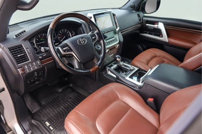 2021 Toyota Land Cruiser Base