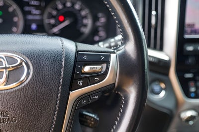 2021 Toyota Land Cruiser Base