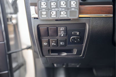 2021 Toyota Land Cruiser Base