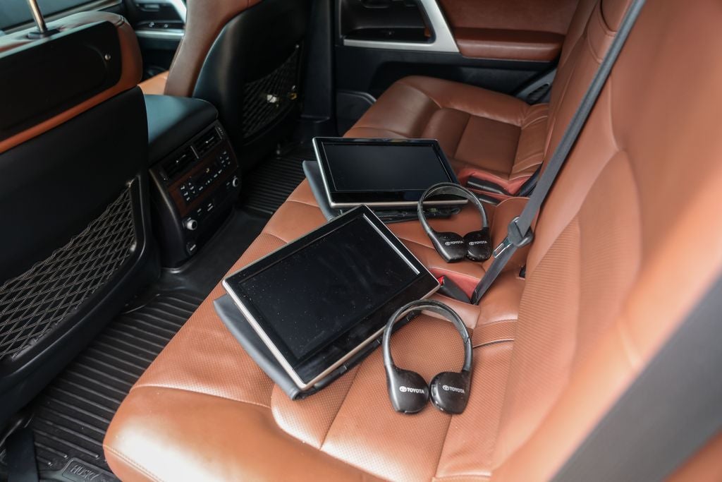 2021 Toyota Land Cruiser Base