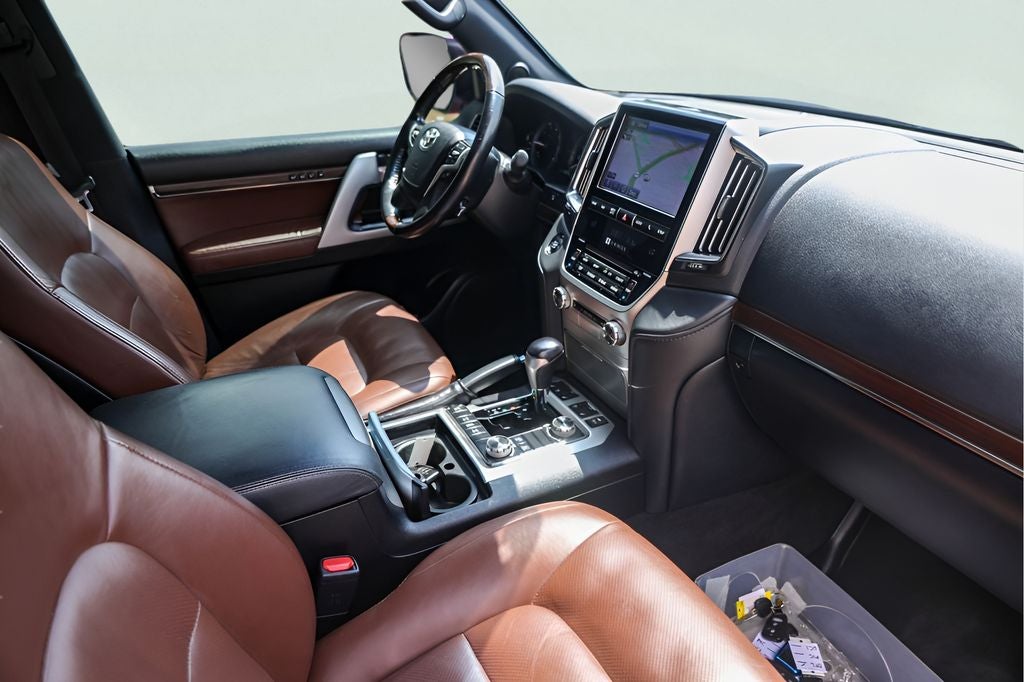 2021 Toyota Land Cruiser Base