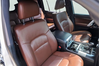 2021 Toyota Land Cruiser Base