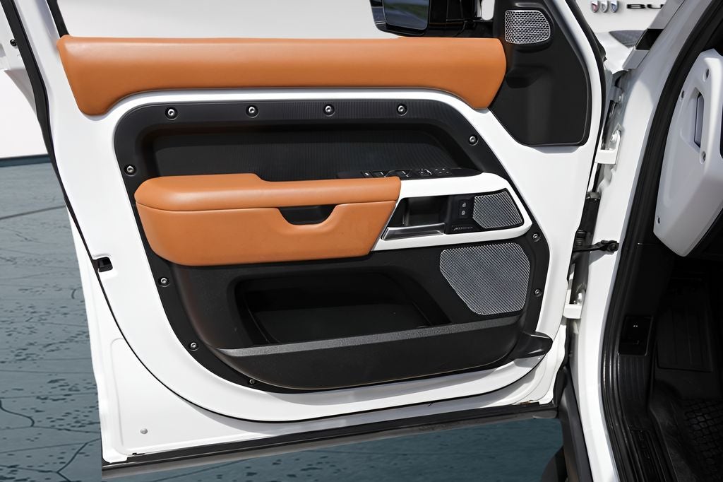 2024 Land Rover Defender 130 S