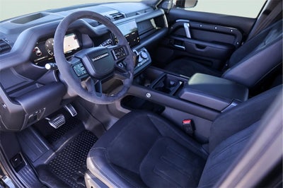 2023 Land Rover Defender 110 V8