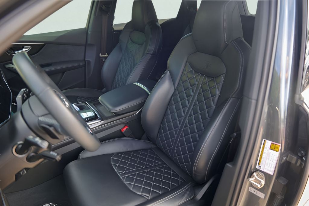 2023 Audi SQ7 Premium Plus quattro
