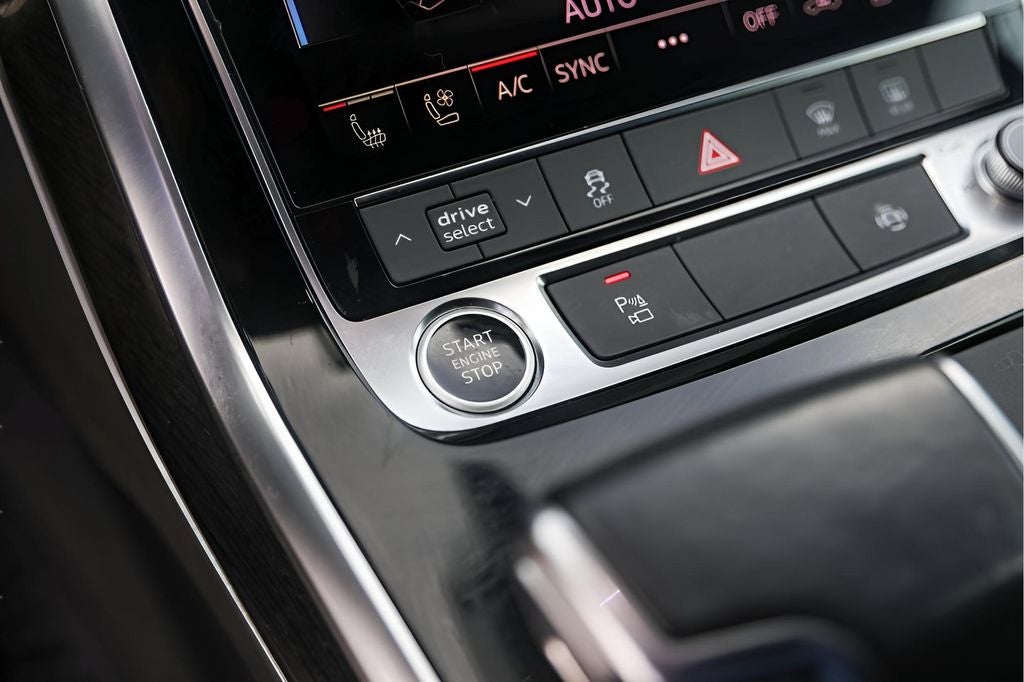 2021 Audi Q8 55 Premium Plus quattro