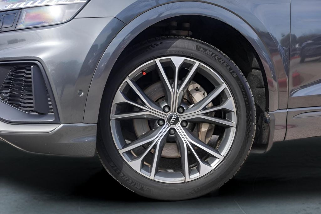 2021 Audi Q8 55 Premium Plus quattro