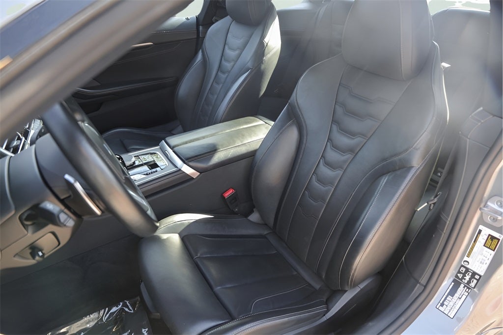 2025 BMW 8 Series 840i