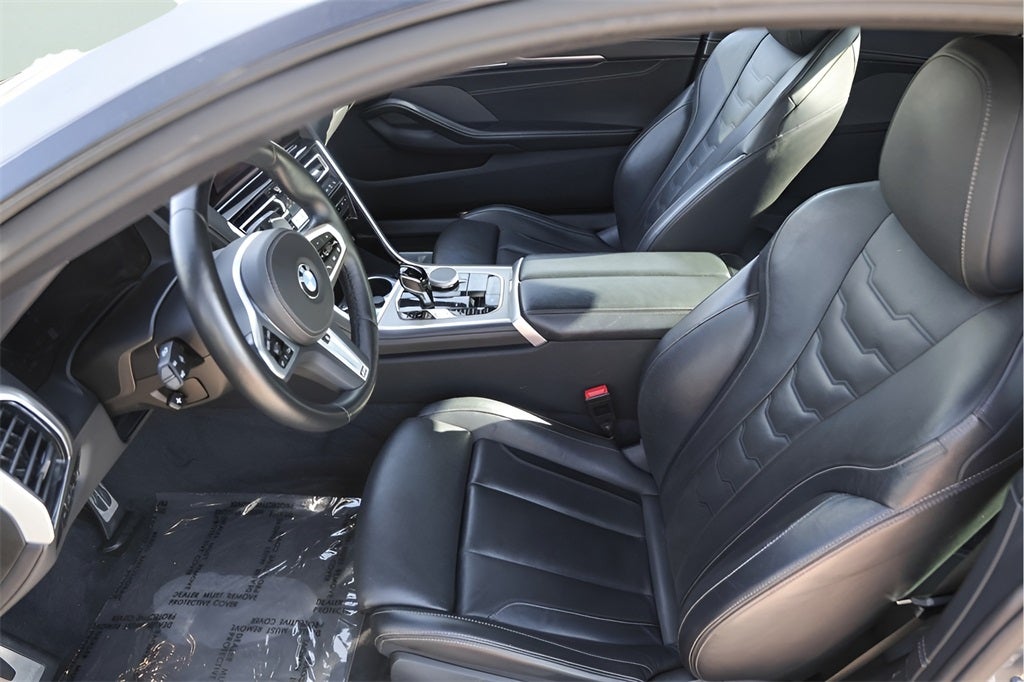 2025 BMW 8 Series 840i