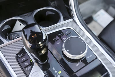 2025 BMW 8 Series 840i