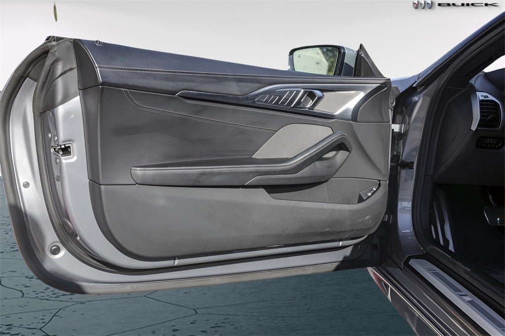 2025 BMW 8 Series 840i