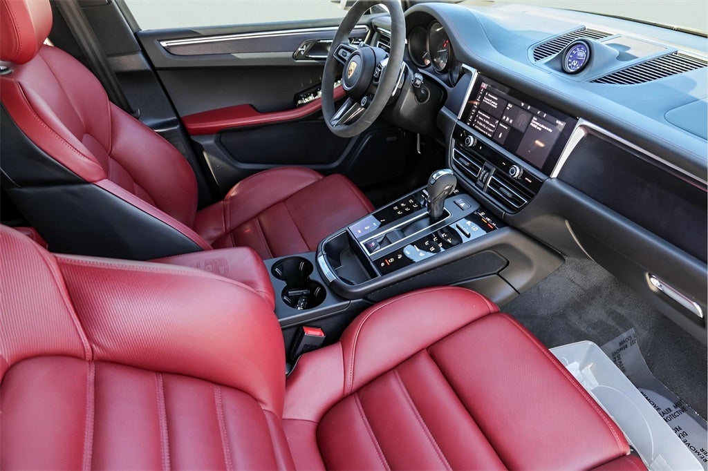 2022 Porsche Macan GTS