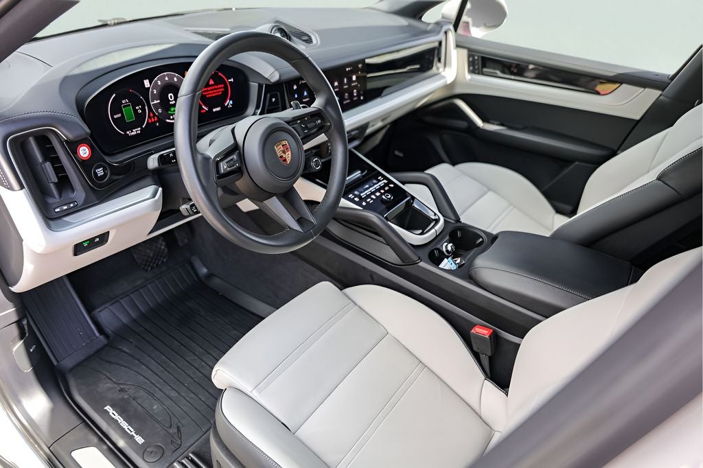 2025 Porsche Cayenne E-Hybrid Coupe Base