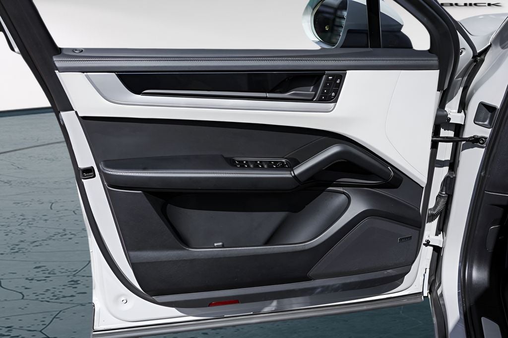2025 Porsche Cayenne E-Hybrid Coupe Base