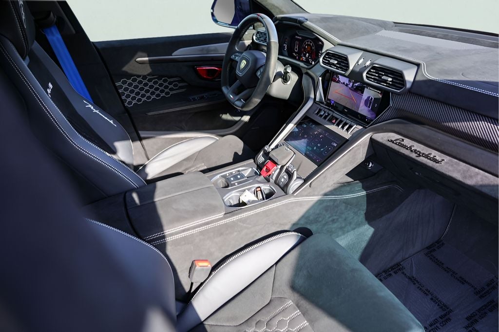 2024 Lamborghini Urus Performante