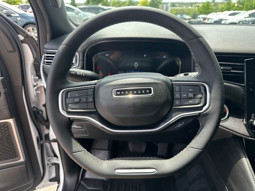 2023 Jeep Wagoneer Base