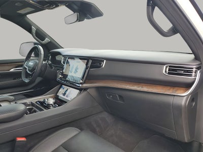 2023 Jeep Grand Wagoneer Base
