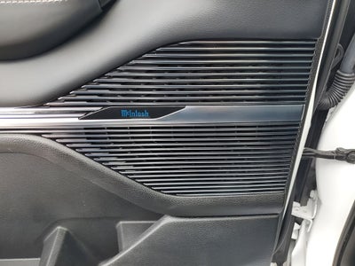 2023 Jeep Grand Wagoneer Base