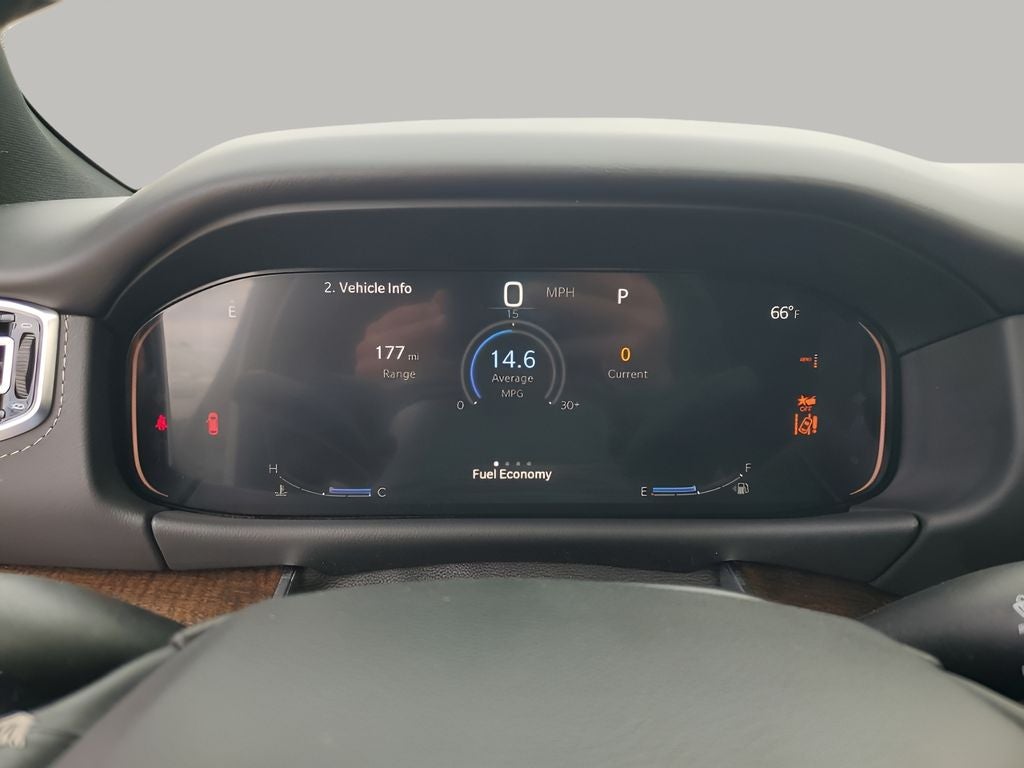 2023 Jeep Grand Wagoneer Base