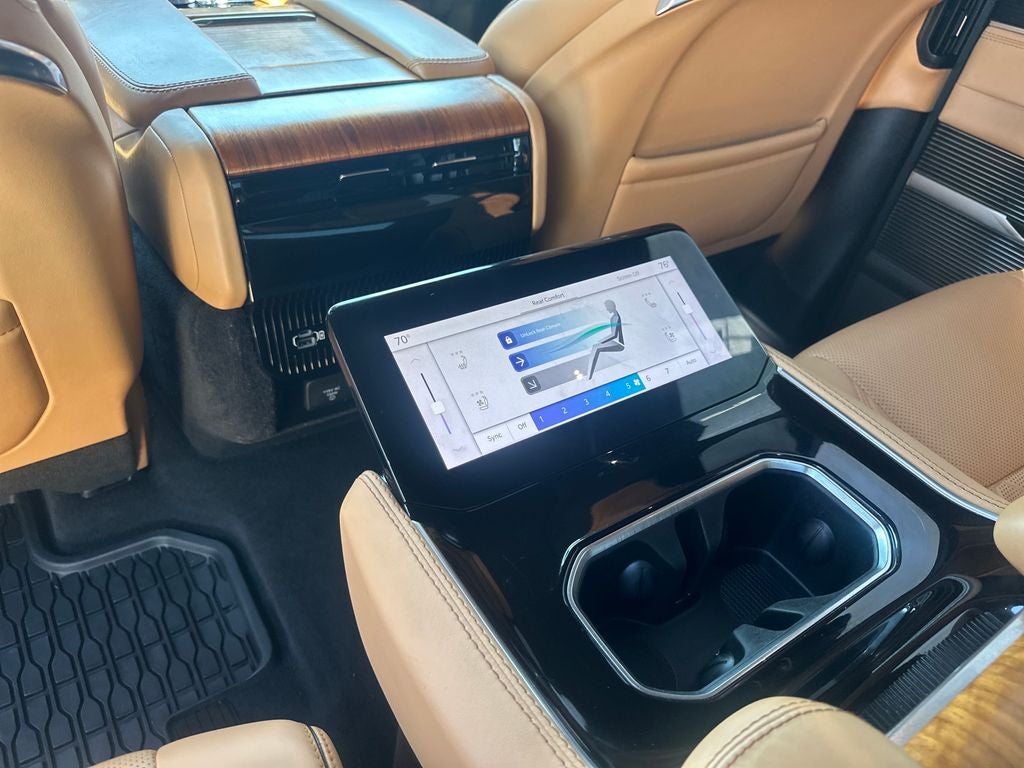2022 Jeep Grand Wagoneer Series III