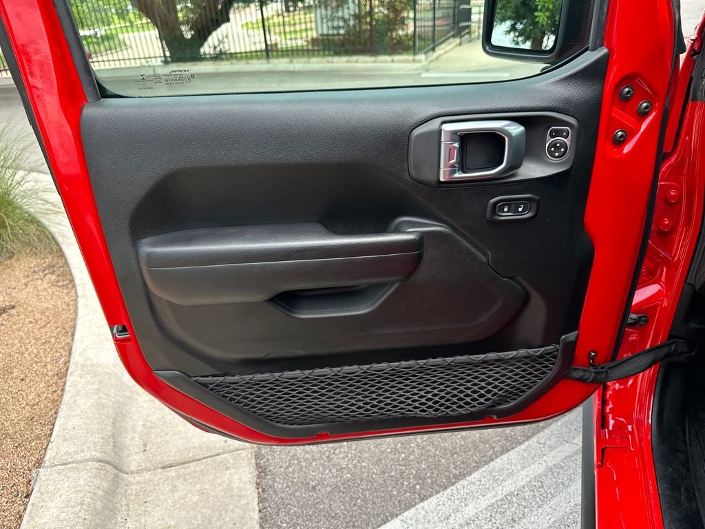 2021 Jeep Gladiator Willys