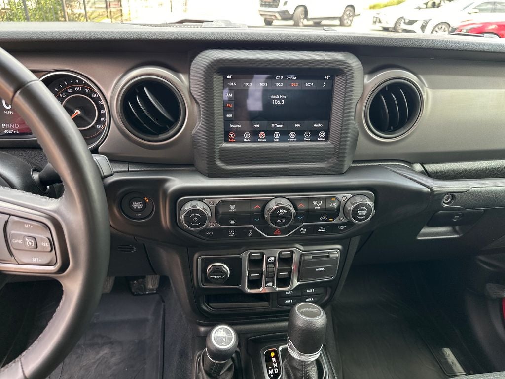 2021 Jeep Gladiator Willys