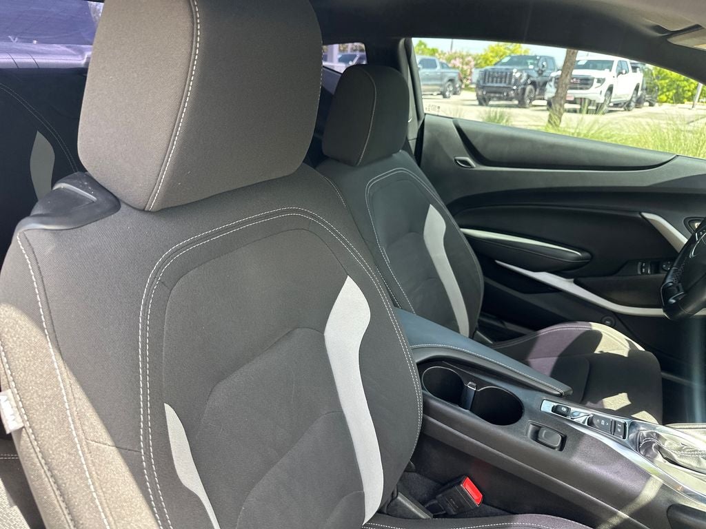 2021 Chevrolet Camaro 1LT