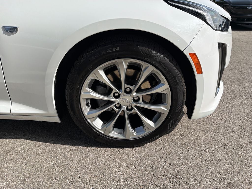 2022 Cadillac CT5 Premium Luxury