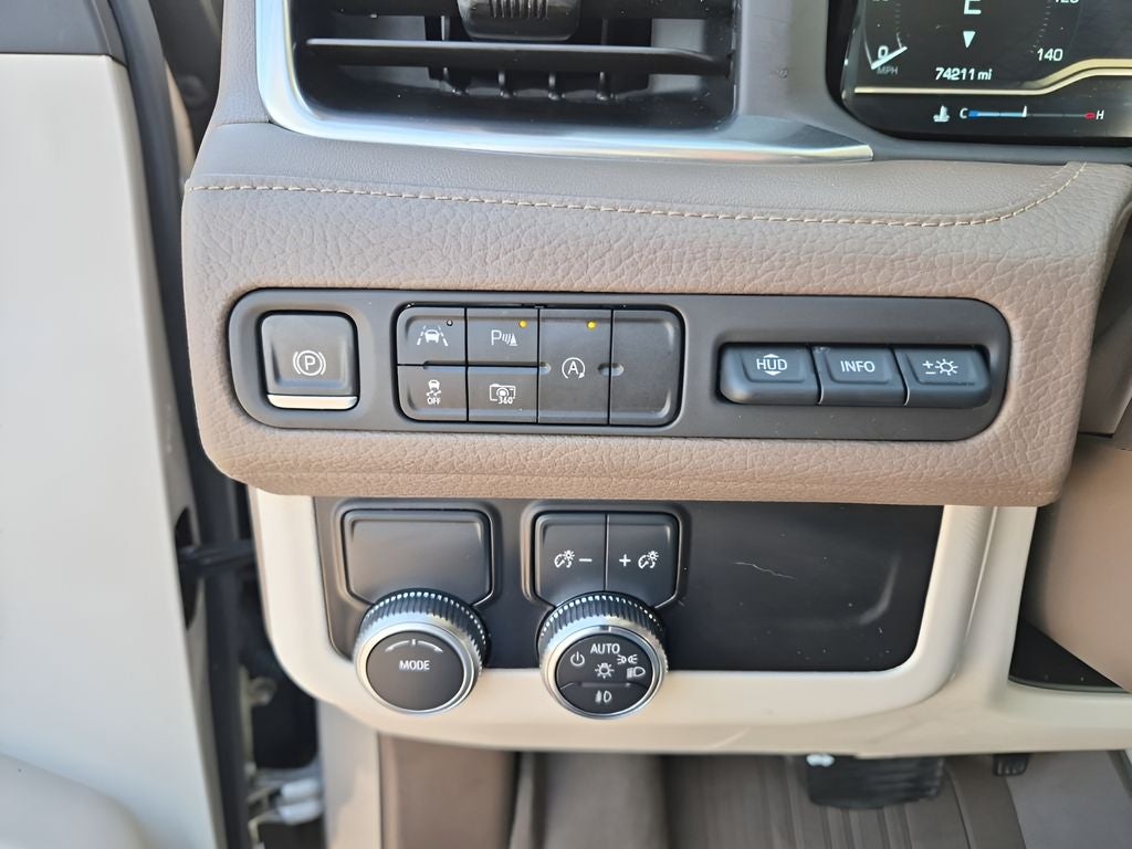 2023 GMC Yukon XL Denali