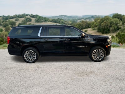 2023 GMC Yukon XL Denali Ultimate