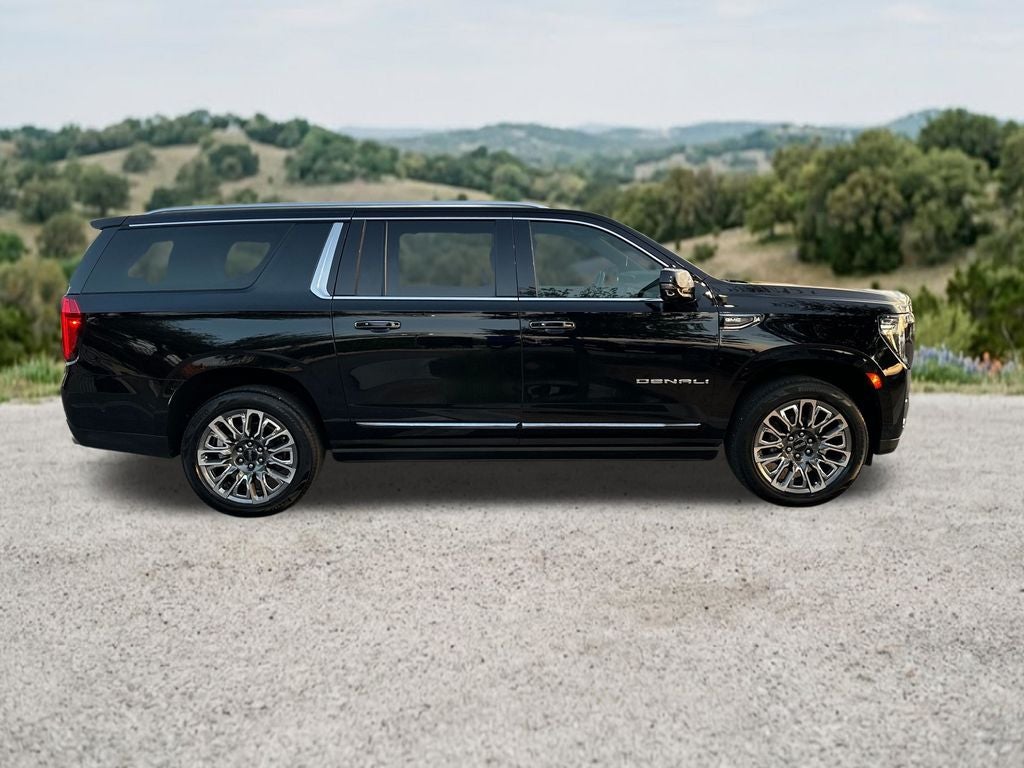 2023 GMC Yukon XL Denali Ultimate