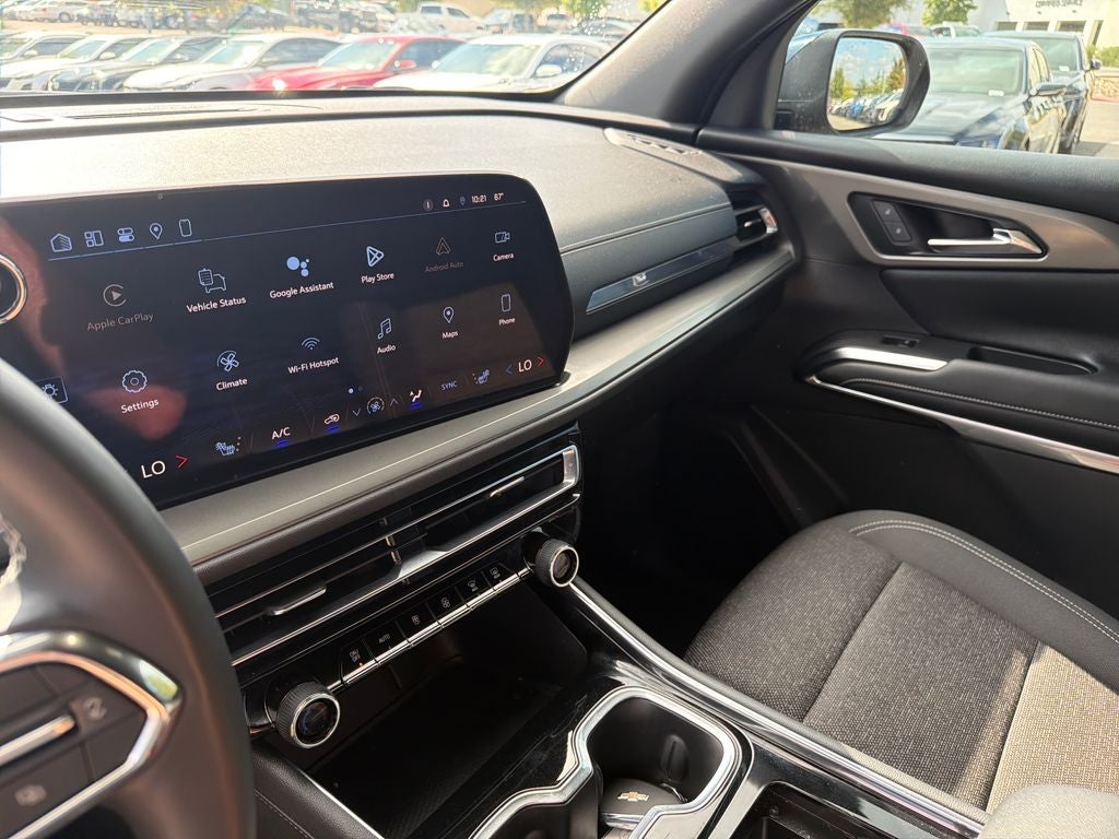 2024 Chevrolet Traverse LS
