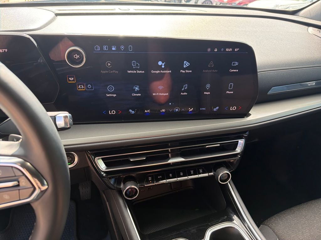 2024 Chevrolet Traverse LS
